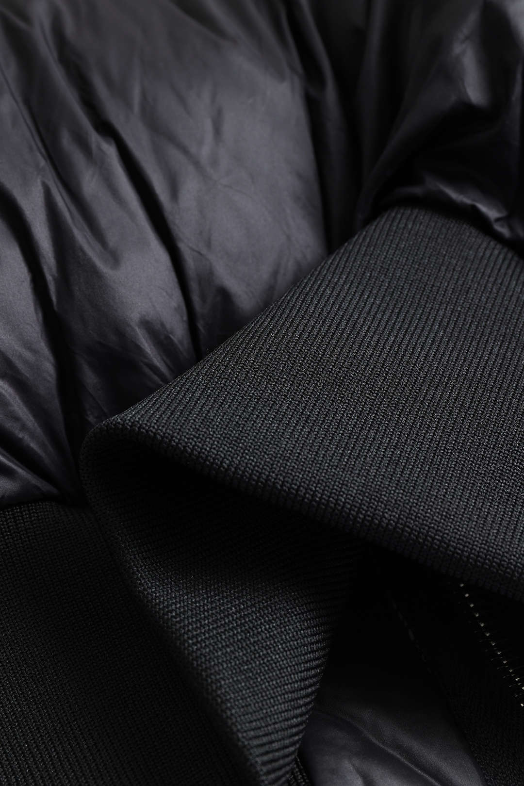 Padded Zipper Cropped Puffer
