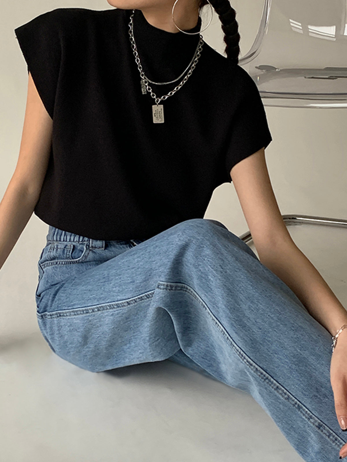 Chic Sleeveless Knit Turtleneck Top
