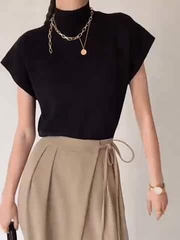 Chic Sleeveless Knit Turtleneck Top