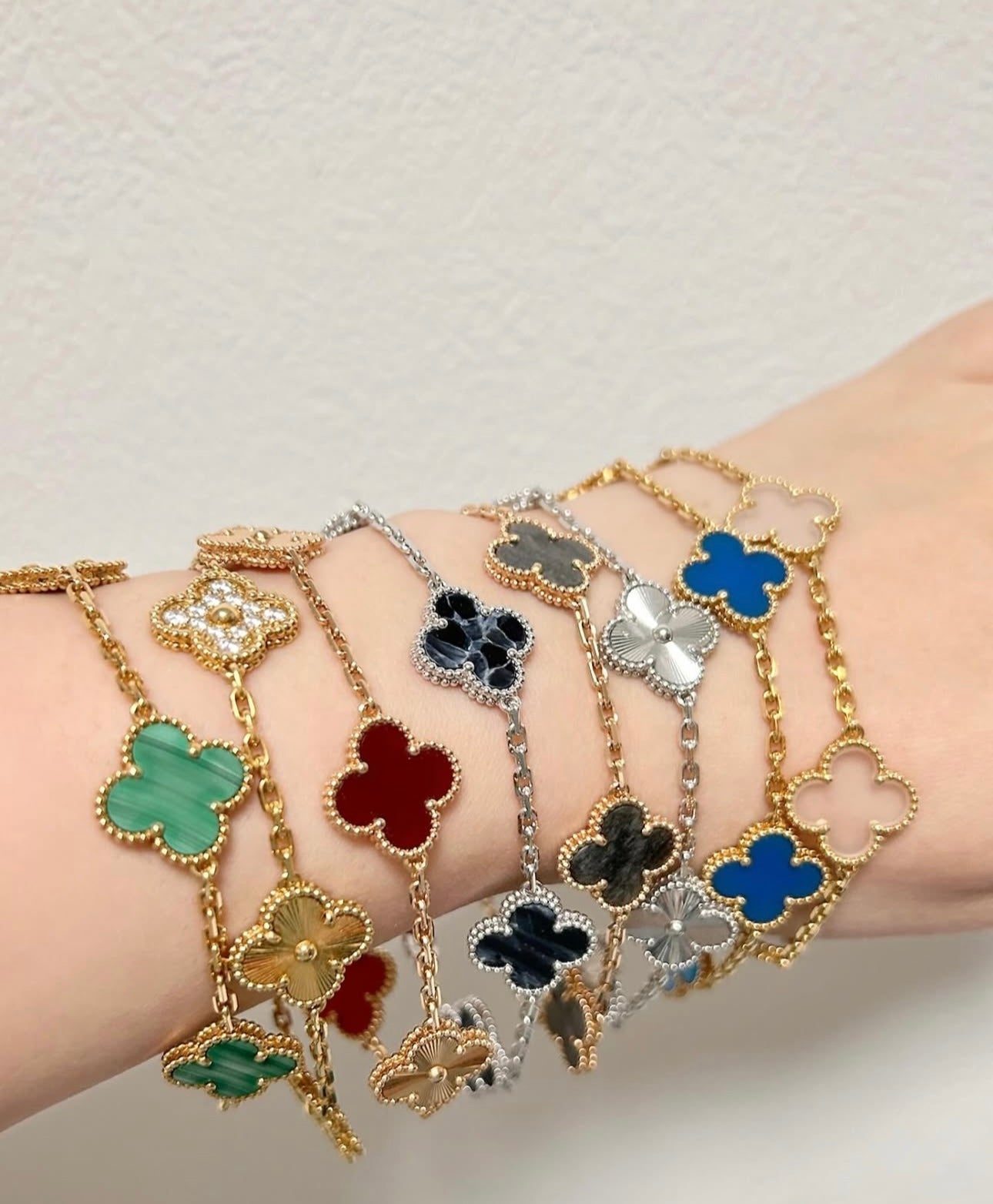 Clover Bracelet Blue Agate Four Leaf Flower 18k Gold Charm Bracelet